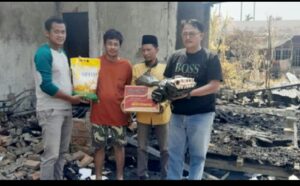 LSM bersama media beri bantuan  Sembangko untuk warga Bengkalis