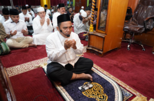 Syafari Subuh Ramadhan Kapolda Riau di Masjid Paripurna Al-Muhsinin Pekanbaru
