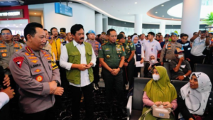 Kapolri dan Pejabat Tinggi Tinjau Kesiapan Mudik Lebaran 2024 di Provinsi Banten