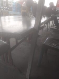 Di Awasi oleh oknum berbaju biru dongker 