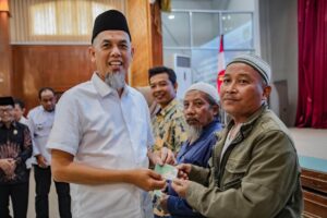 Wali Kota Dumai Luncurkan Kartu Jaminan Sosial Ketenagakerjaan untuk Pekerja Perkebunan Sawit