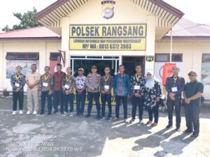 Kapolsek Rangsang Ucapkan selamat kepada Enam Pemuda pulau terluar Lulus jalur rekpro Polri