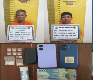 Satres narkoba polres Bengkalis Ringkus 2 laki laki di duga pengedar sabu sabu