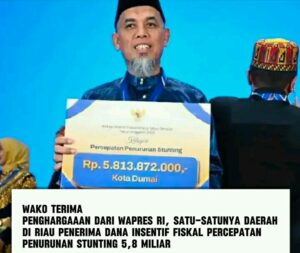 Walikota Dumai kembali mendapatkan penghargaan berupa dana insentif