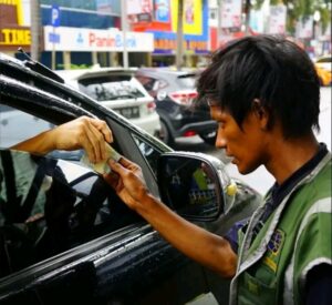 HORE, TARIF PARKIR DI PEKANBARU TURUN MULAI BESOK!