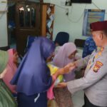 Sinergi Polisi dan Pemerintah Desa, Jumat Barokah Polsek Kampar Beri Bantuan Warga Alam Panjang, Dukung Ketahanan Pangan IMG-20251017-WA0102