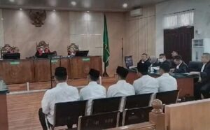 4 mantan bankir BNI kcp bankinang didakwa sekewengkan kur kerugian Rp 72,8 miliar 4 mantan bankir BNI kcp bankinang didakwa sekewengkan kur kerugian Rp 72,8 miliar